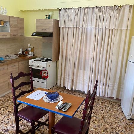 Anita'S Hosting Apartman Kalamáta Kültér fotó
